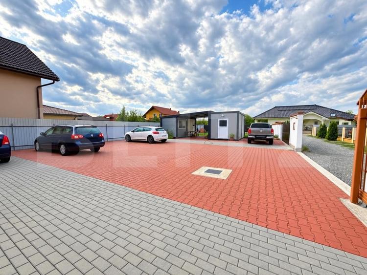 Apartament cu 2 camere decomandat, mobilat în Sângeorgiu de Mureș