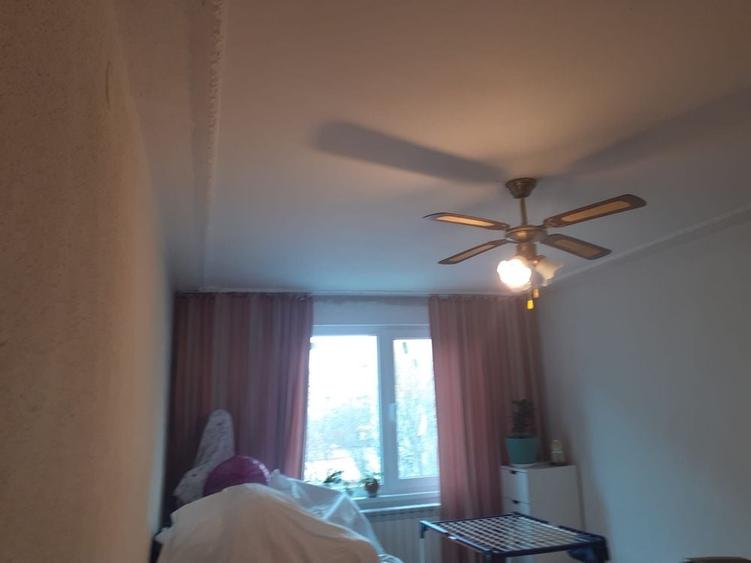 Apartament cu 3 camere decomandat în Rahova