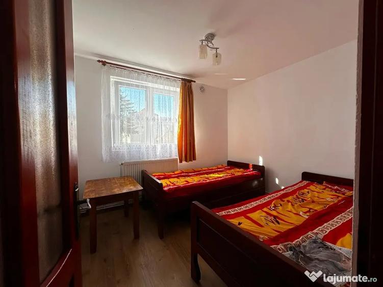 Apartament cu 2 camere nedecomandat în Decebal