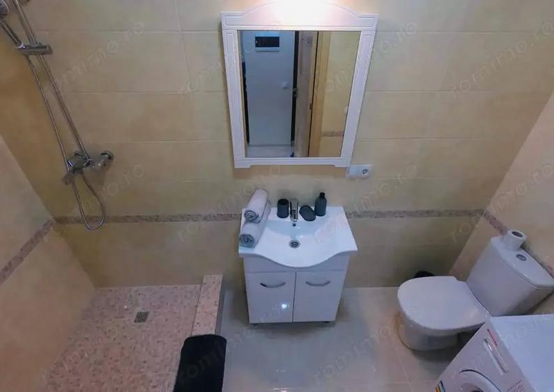 Garsonieră decomandată în Regie