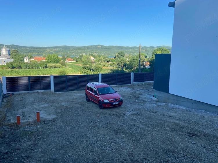 Casă cu 3 camere cu Teren 1620 Mp în Zigoneni