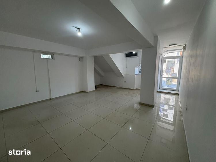 Spațiu comercial, de 32 mp, în Central