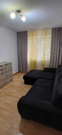 Apartament de inchiriat langa scoala 7,et 1 ,toate utilitatile - 8