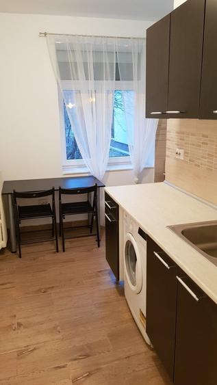 Apartament cu 2 camere semidecomandat, mobilat în Floreasca