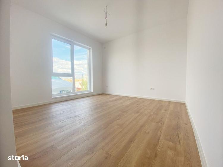 Casă cu 3 camere decomandat în Ghiroda