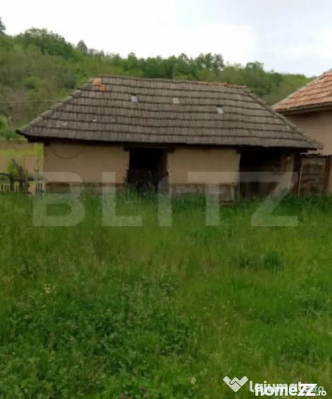 Casă cu 3 camere cu Teren 30000 Mp în Cuzăplac
