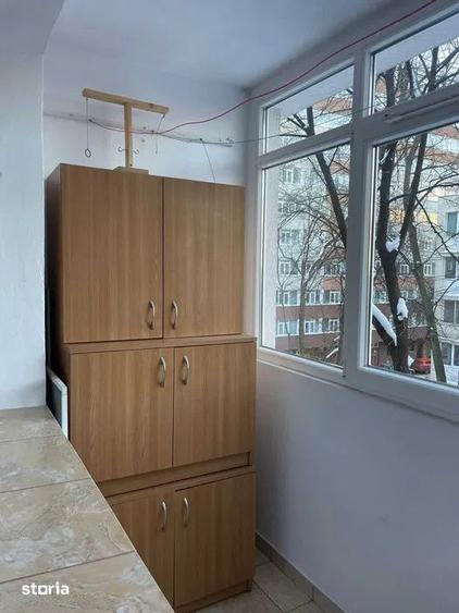 Apartament cu 3 camere decomandat, mobilat în Drumul Taberei