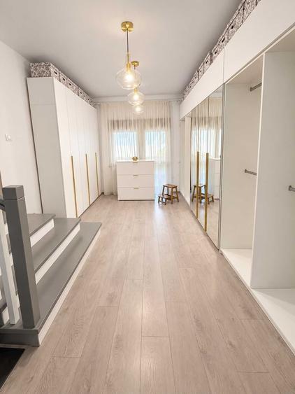 Casă cu 4 camere în Bratia din Deal
