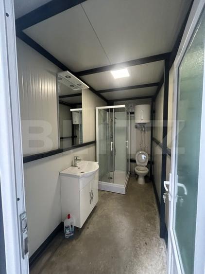 Spațiu comercial, de 300 mp, în Crevedia