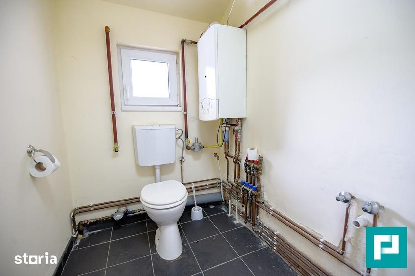 Spa?iu comercial Arad, strada Doroban?ilor 254 mp. - 5