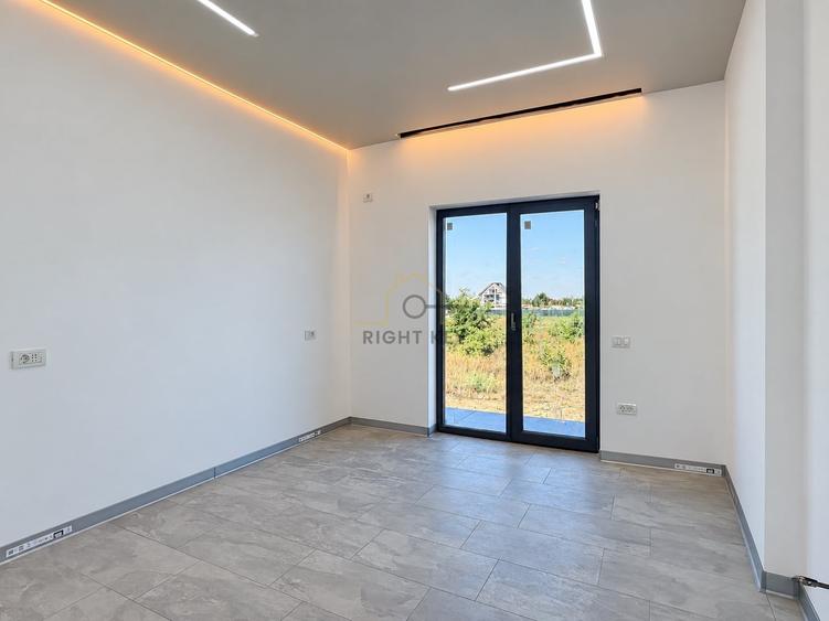 Casă individuală cu 4 camere cu Teren 400 Mp în Domnești
