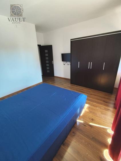 Apartament cu 3 camere decomandat, mobilat în Haliu