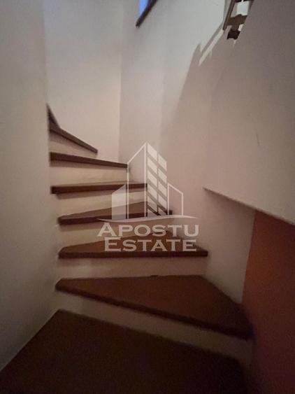 Casă individuală cu 6 camere cu Piscina în Odobescu