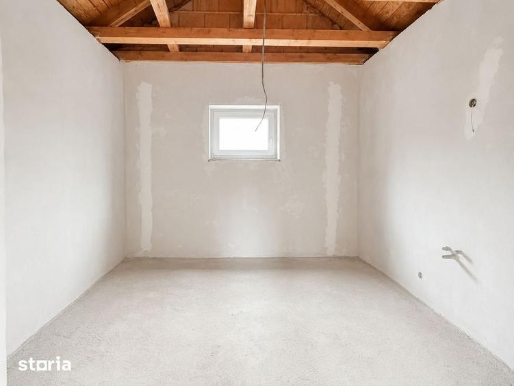 Casă cu 4 camere cu Teren 500 Mp în Chinteni