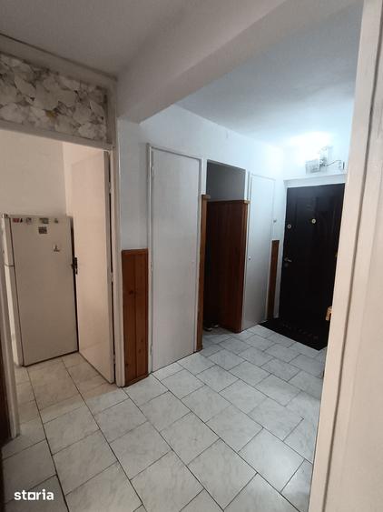 Apartament cu 2 camere decomandat în Rahova