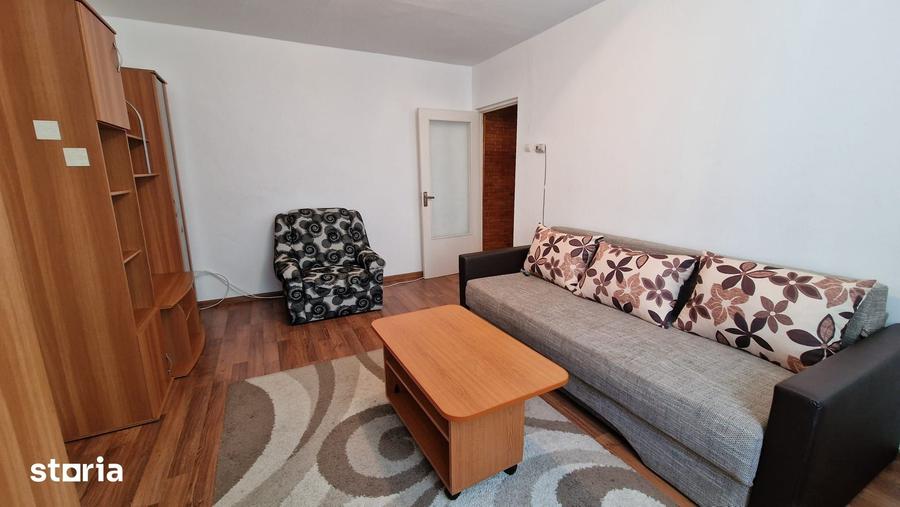 Apartament cu 2 camere semidecomandat în Central