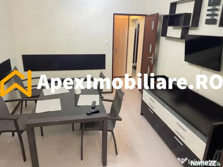 Apartament cu 5 camere decomandat, mobilat în Berceni
