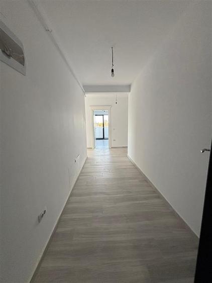 Apartament cu 2 camere semidecomandat în Dancu