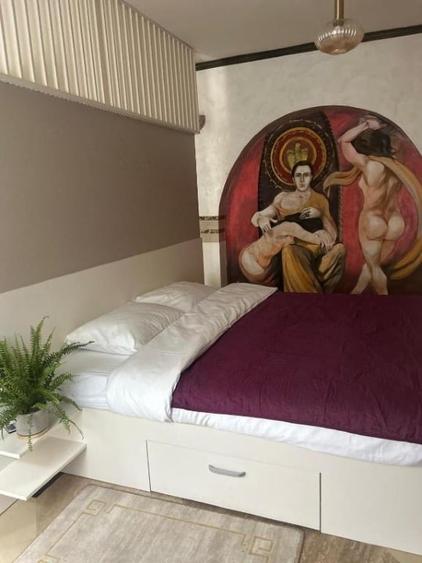 Apartament cu 2 camere semidecomandat, mobilat în Ultracentral