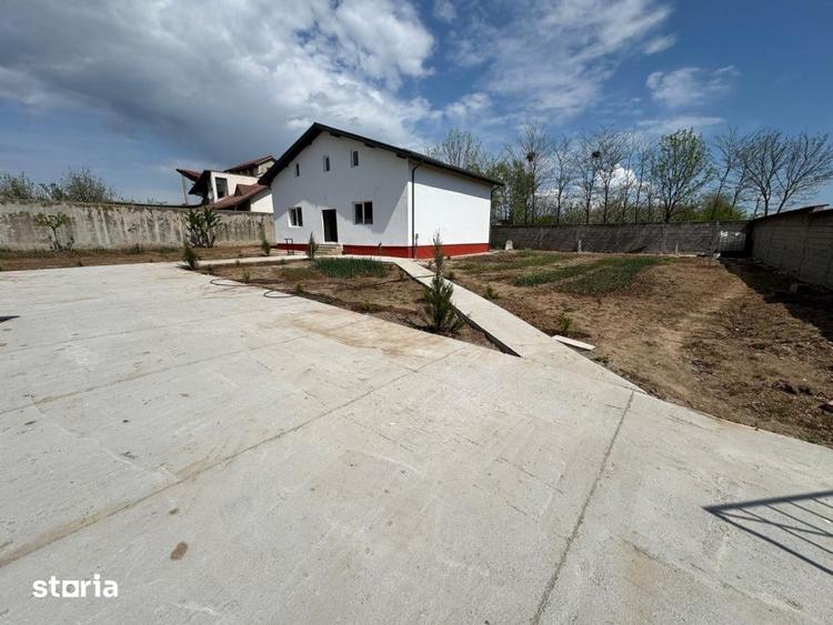 Casă cu 7 camere cu Teren 1062 Mp în Ghercești