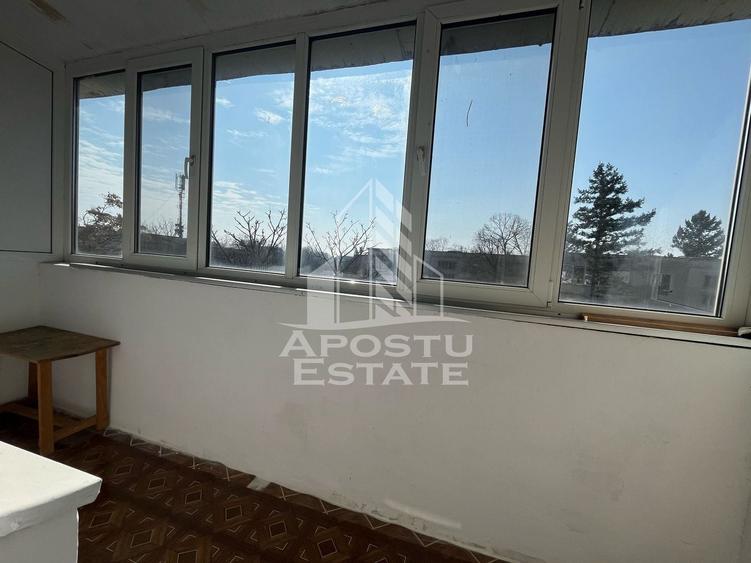 Apartament cu 3 camere decomandat, mobilat în Șagului