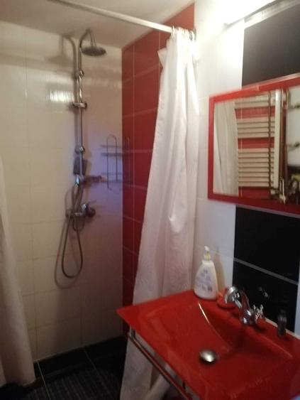 Apartament cu 2 camere decomandat în Decebal