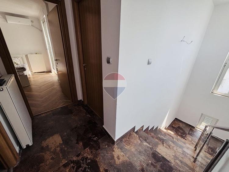 Duplex cu 4 camere cu Teren 179 Mp în Tunari