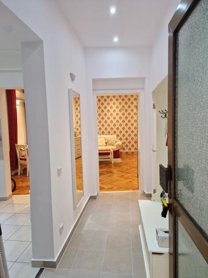 Apartament cu 2 camere semidecomandat în Ultracentral