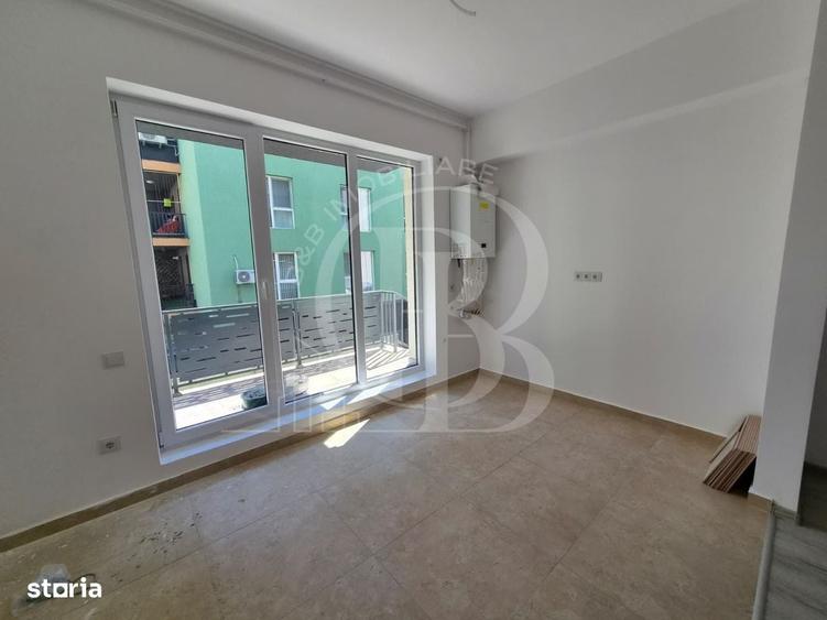 Apartament cu 2 camere decomandat în Titan