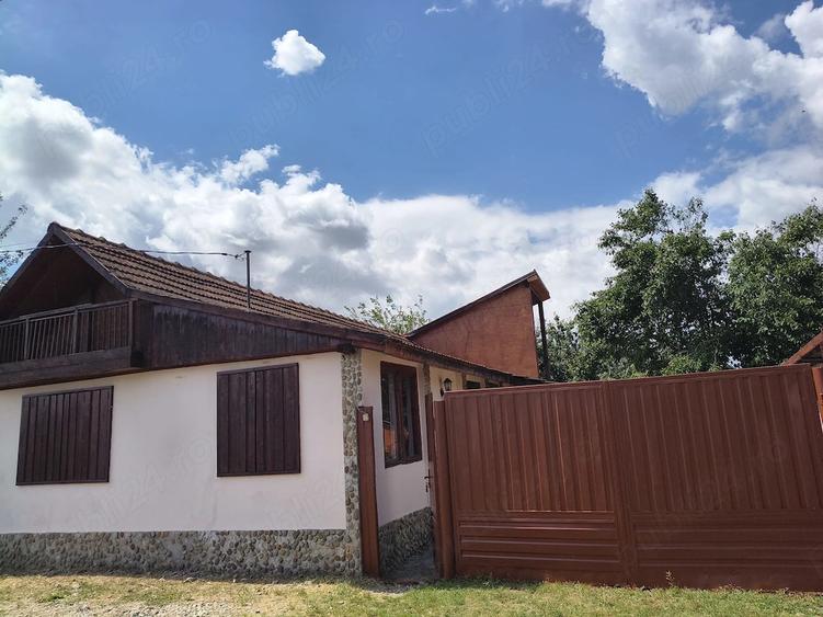 Casa cocheta ?i plina de via?a in Tarian 12 km Oradea - 1