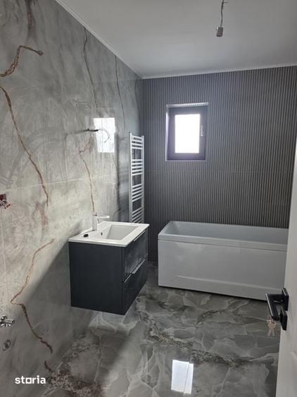 Casă cu 3 camere cu Teren 85 Mp în Valu lui Traian