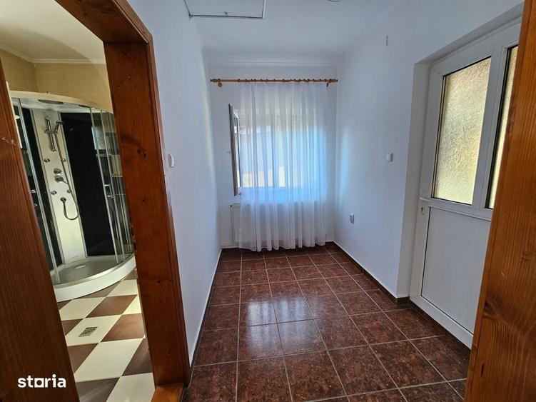 Casă cu 4 camere în Iosia