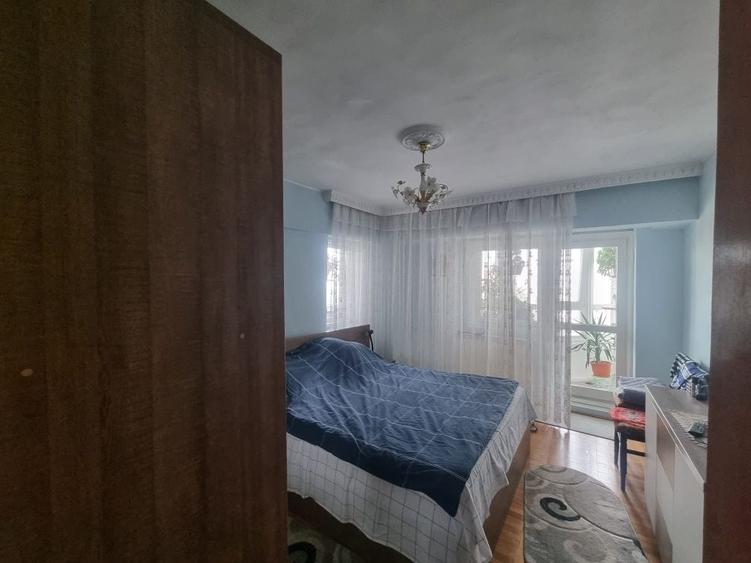 Apartament cu 2 camere decomandat în Unirii