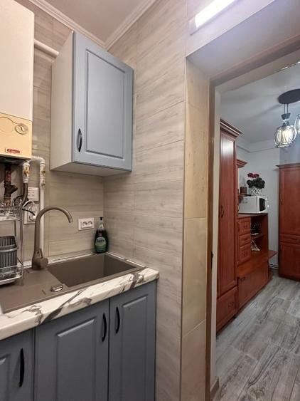 Apartament cu 2 camere decomandat, mobilat în Central