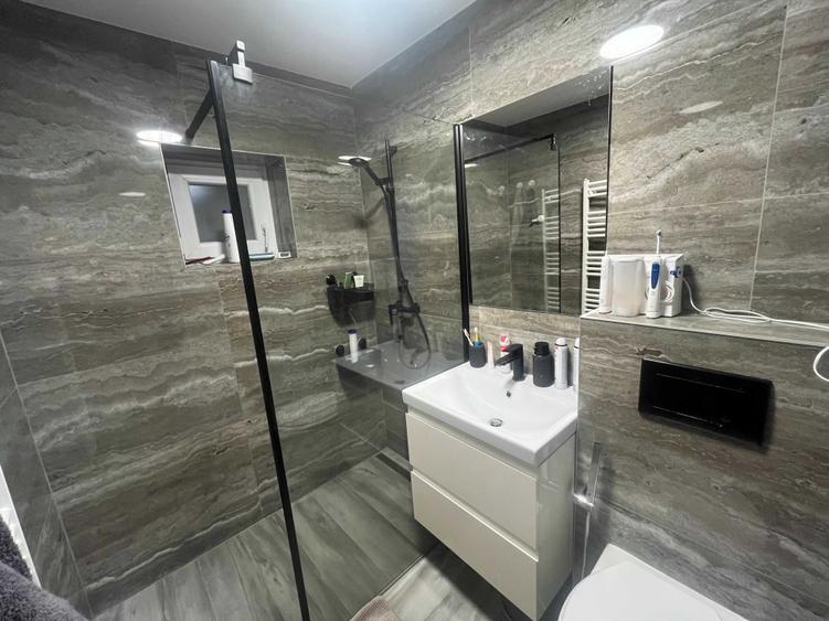 Apartament cu 2 camere decomandat în Bucovina