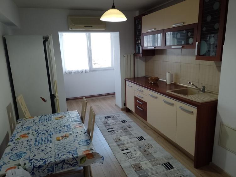 Apartament cu 2 camere decomandat în Românești