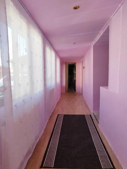 Casă cu 3 camere cu Teren 1500 Mp în Macea