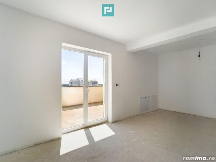 Apartament cu 3 camere decomandat în Torontalului