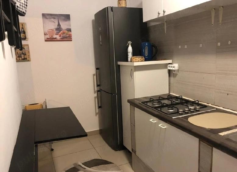 Apartament cu 2 camere decomandat în Centrul Istoric