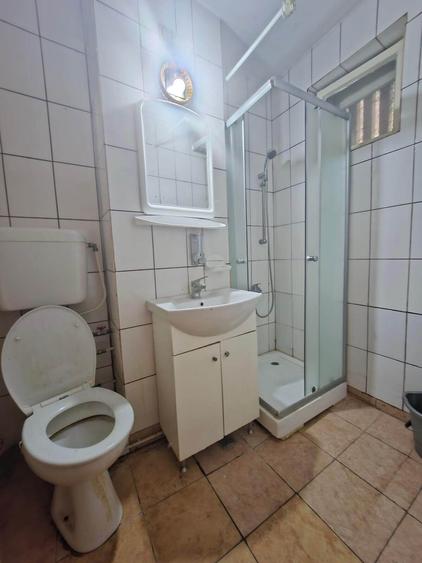 Apartament cu 2 camere semidecomandat în Trivale