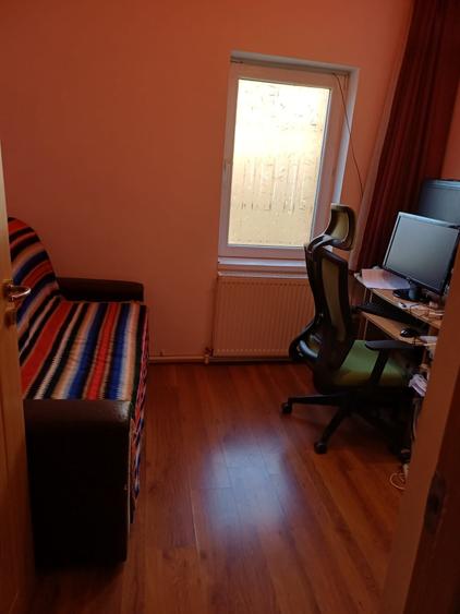 Casă cu 4 camere cu Teren 400 Mp în Exterior Vest