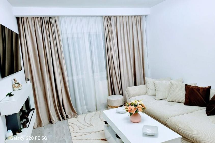 Apartament cu 2 camere decomandat în Lazaret
