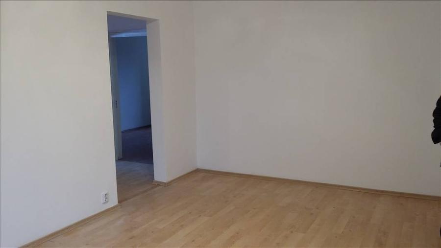 Apartament cu 3 camere decomandat în Liviu Rebreanu