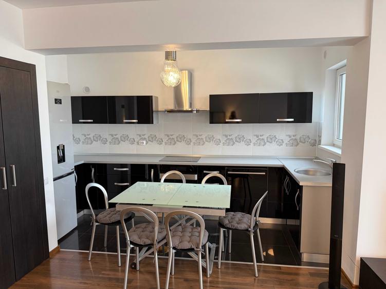 Apartament cu 2 camere semidecomandat în Central
