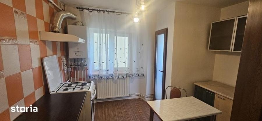 Apartament cu 3 camere decomandat în Gării