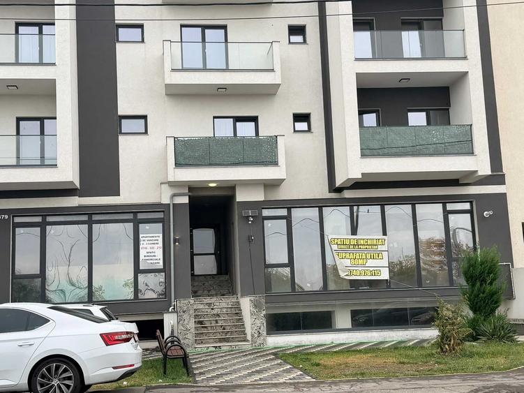 Spațiu comercial, de 80 mp, în Exterior Vest