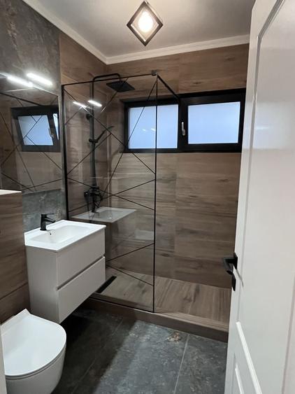 Casă cu 3 camere cu Teren 350 Mp în Central