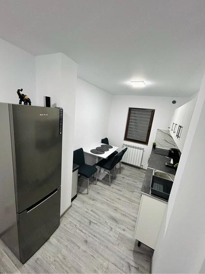 Apartament cu 2 camere decomandat în Exterior Vest
