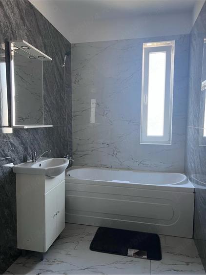 Apartament cu 2 camere semidecomandat în Chișoda