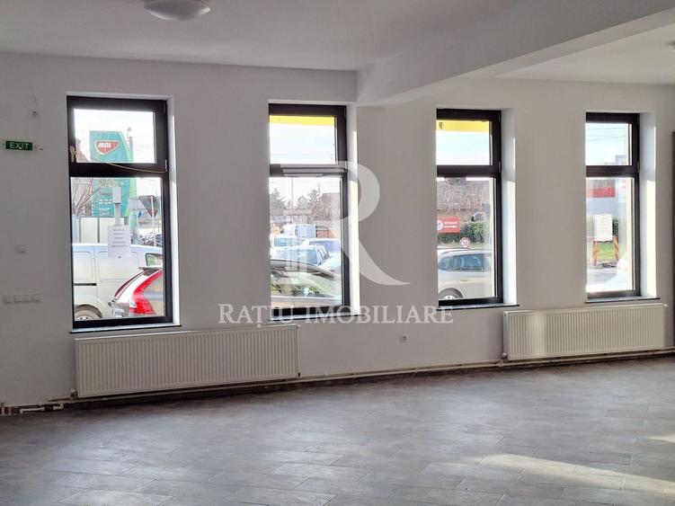 Spațiu comercial, de 120 mp, în Decebal